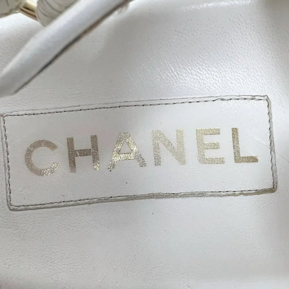Chanel White Textured Leather Dad‎ Flat Sandals 39.5